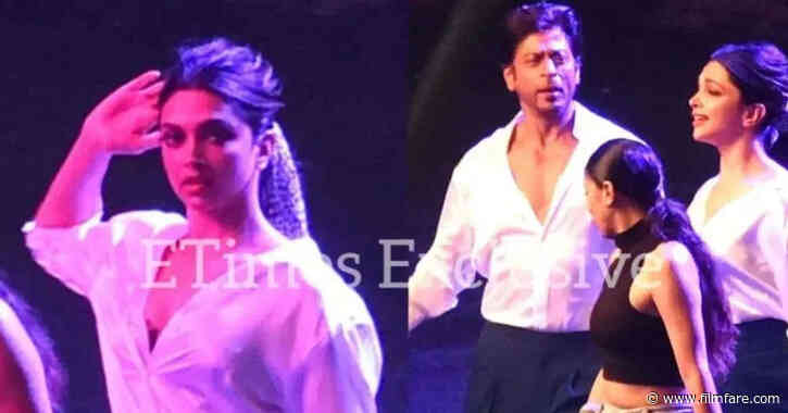 Shah Rukh Khan And Deepika Padukones Rehearsal Pictures From The Sets