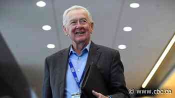 Former Reform Party leader Preston Manning to lead review of Alberta's COVID-19 response