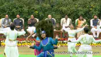 PM Modi attends cultural program on Republic Day’s eve