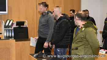 Prozess  um Überfall in Bergheim: Vorhänge des Himmelbetts waren voller Blut