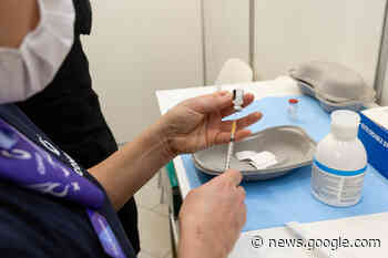 Fewer people reporting coronavirus vaccination side effects - ERR News