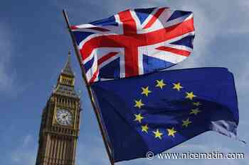 Royaume-Uni: les inscriptions d'étudiants européens divisées par deux après le Brexit
