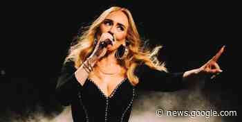 Adele wears custom Stella McCartney to perform in Las Vegas - Harper's BAZAAR
