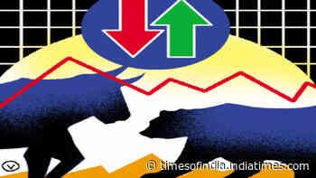 Sensex rebounds over 400 pts from day's low, ends flat, Nifty tops 17,650