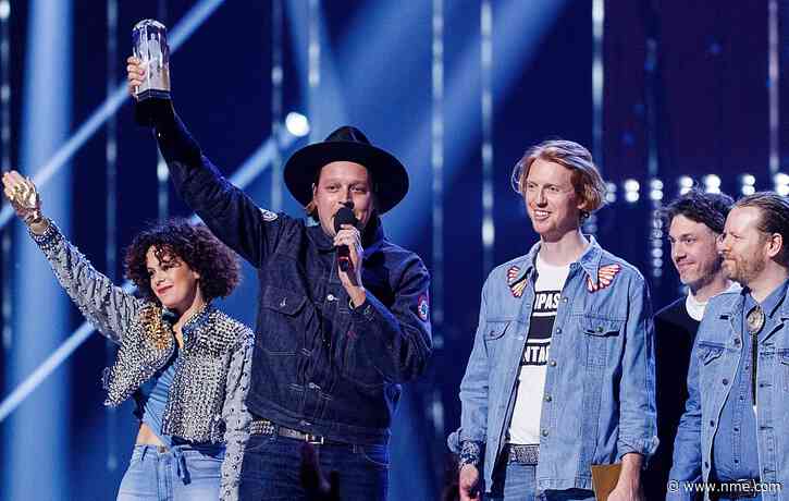 Juno Awards defend Arcade Fire nomination, say they are “honouring the rest of the band”