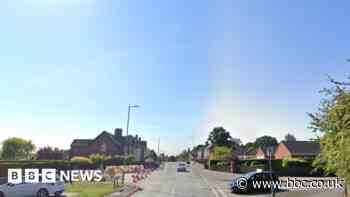 Homes decision deferred over traffic dangers