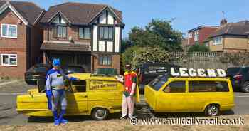 Del Boy great-grandad's funeral with Reliant Robin hearse and Batman and Robin