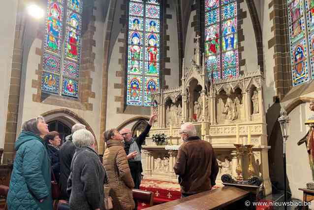 Glasramen in Sint-Lambertuskerk schitteren weer na restauratie: “Details ontdekt die je eerst amper kon zien”