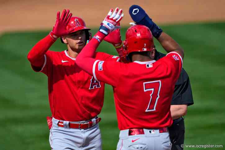 Angels hammer Oakland bullpen in Cactus League win