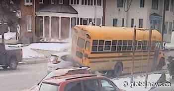 Video captures moment SUV crashes into back of school bus in Barrie, Ont.