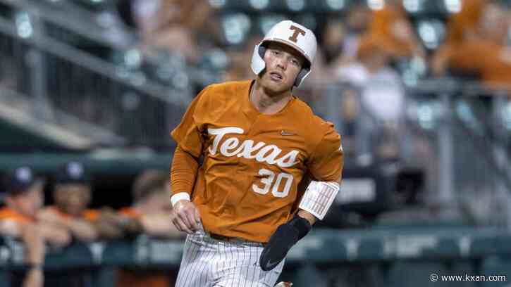 Texas baseball notches 10th consecutive win, sweeps home series vs. New Orleans