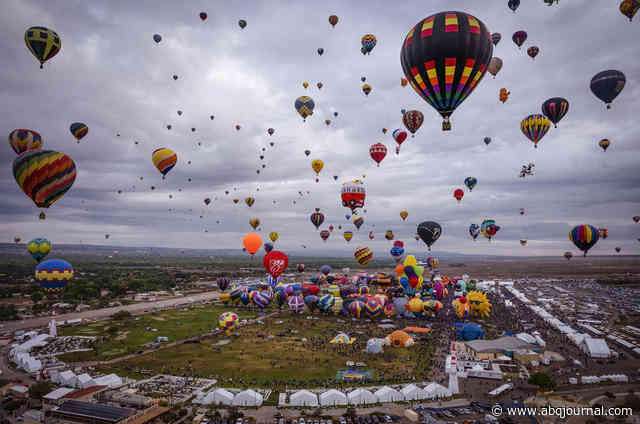 Reprieve for Albuquerque hot air balloonists: FAA backs off advanced balloon equipment ruling