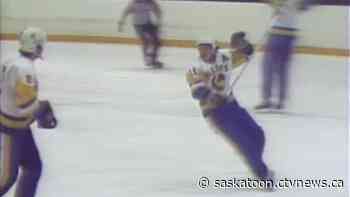 See the 1982 Saskatoon blades rack up 6 goals in under 2 minutes