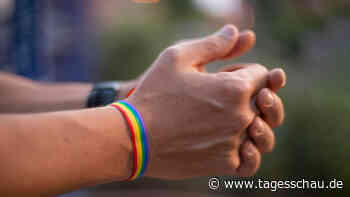 Geflüchteten-WG: Wo Schwule in Deutschland Schutz finden