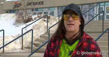 Terry Cahill hitchhikes to Saskatoon for Rush vs. Roughnecks game