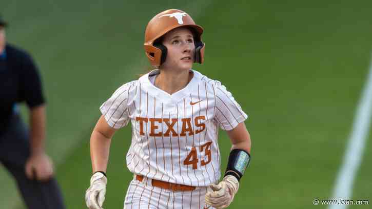 No. 8 Texas softball sweeps Texas Tech, turns attention to showdown with No. 1 Oklahoma