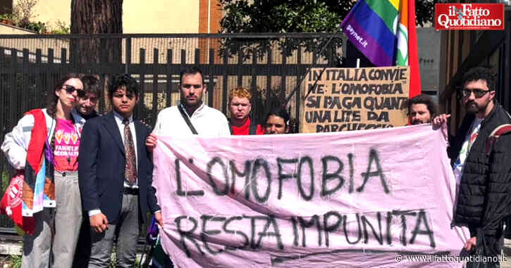 A 2 anni dal pestaggio omofobo non c’è giustizia: “Condanna? Solo per lesioni personali, manca l’aggravante. Da governo attacco ai diritti Lgbt+”