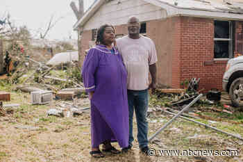 Residents of Mississippi town destroyed by tornado search for loved ones