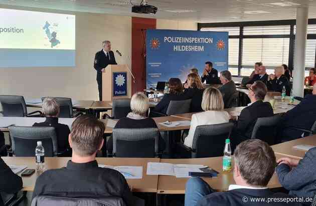 POL-HI: Schutz von Personen des öffentlichen Lebens in einem besonderen Fokus - Polizeiinspektion Hildesheim begrüßt mehr als 40 Amts- und Mandatsträger/-innen zu einem Erfahrungsaustausch