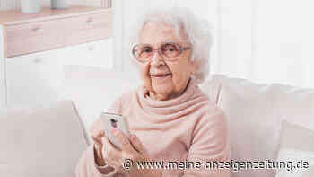 Oma am Ohr – die besten Senioren-Handys 2023