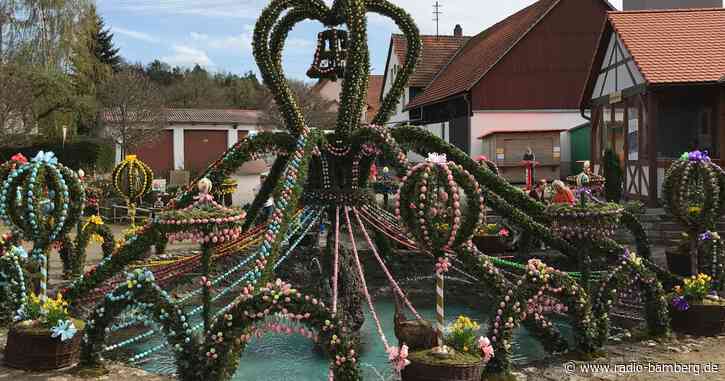 Größter Osterbrunnen der Welt in der Fränkische Schweiz