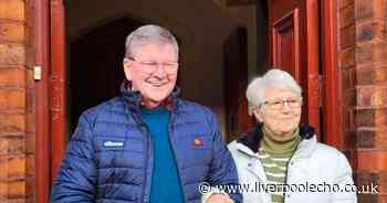 Couple recreate wedding pictures 60 years later