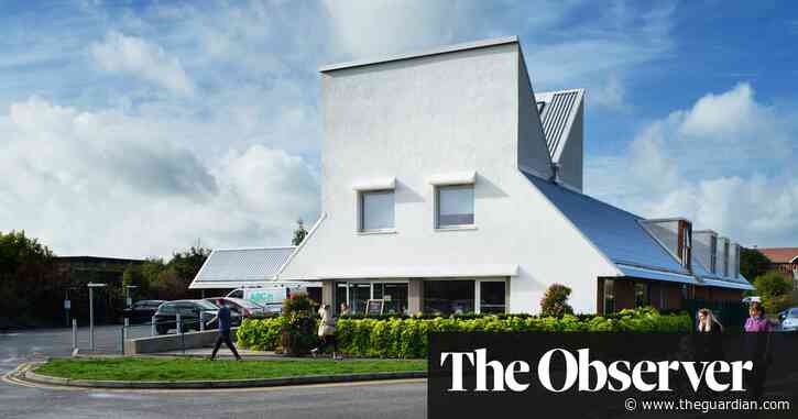 School Green Centre, Shinfield review – where Lidl meets idyll, a civic space for all