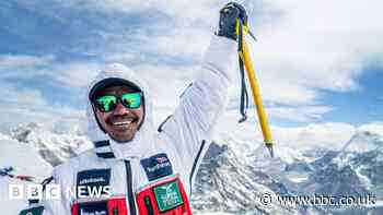 Gurkha in 'world first' bid reaches top of Everest