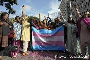 Pakistani trans activists to appeal Shariah court ruling against law aimed at protecting them