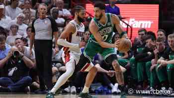 Tatum's 34-point double-double helps Celtics stave off elimination against Heat