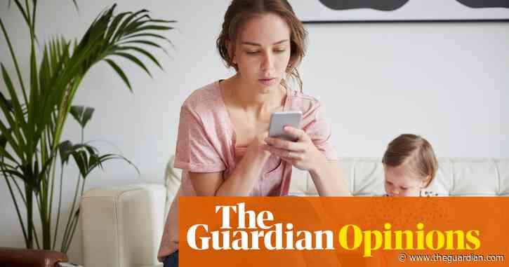 Britain isn't a nation of slackers – we're on the clock 24/7 and we deserve the 'right to disconnect' | Owen Jones