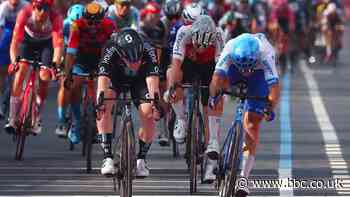 Giro d'Italia: Alberto Dainese sprints to victory on stage 17 as Geraint Thomas retains overall lead