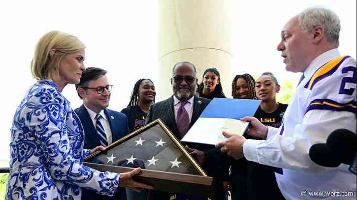 Special gift presented to LSU Tigers as DC visit underway