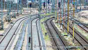 Dreijähriger wird in Bremen vom Zug erfasst und stirbt
