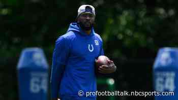 No timetable for Shaquille Leonard to resume practicing