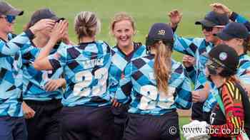 Charlotte Edwards Cup: Northern Diamonds extend perfect start and South East Stars win