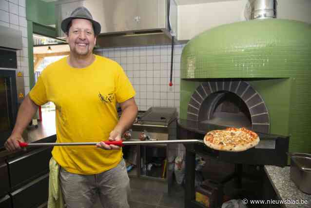 Simon (34) opent pizza- en pastarestaurant  naast het café waar hij negen jaar de pintjes tapte: “In ’t Zudn kom je om te onthaasten”