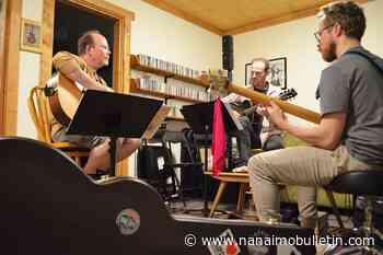 Musicians honour legendary folk singer-songwriter Gordon Lightfoot in tribute show