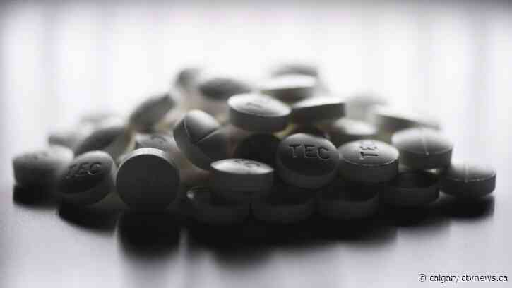 Medicine Hat, Alta., doctor sanctioned for improperly prescribing opioids
