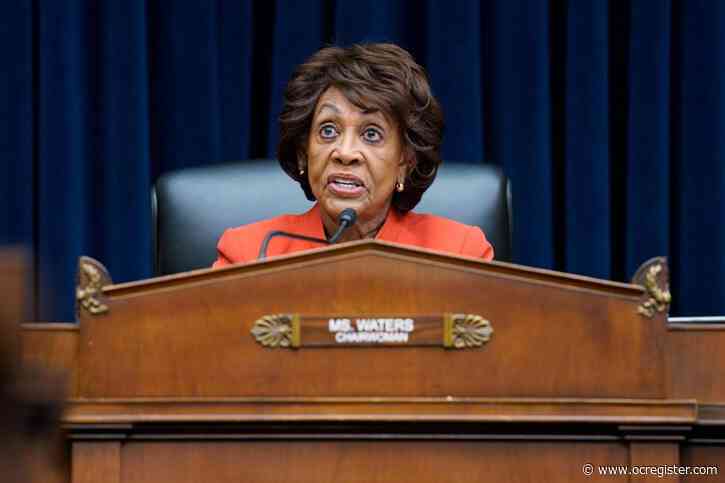 Man pleads not guilty to threatening Rep. Maxine Waters