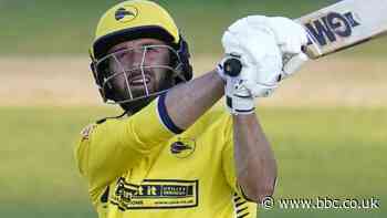 T20 Blast: James Vince becomes competition's leading run-scorer in Hampshire loss to Surrey