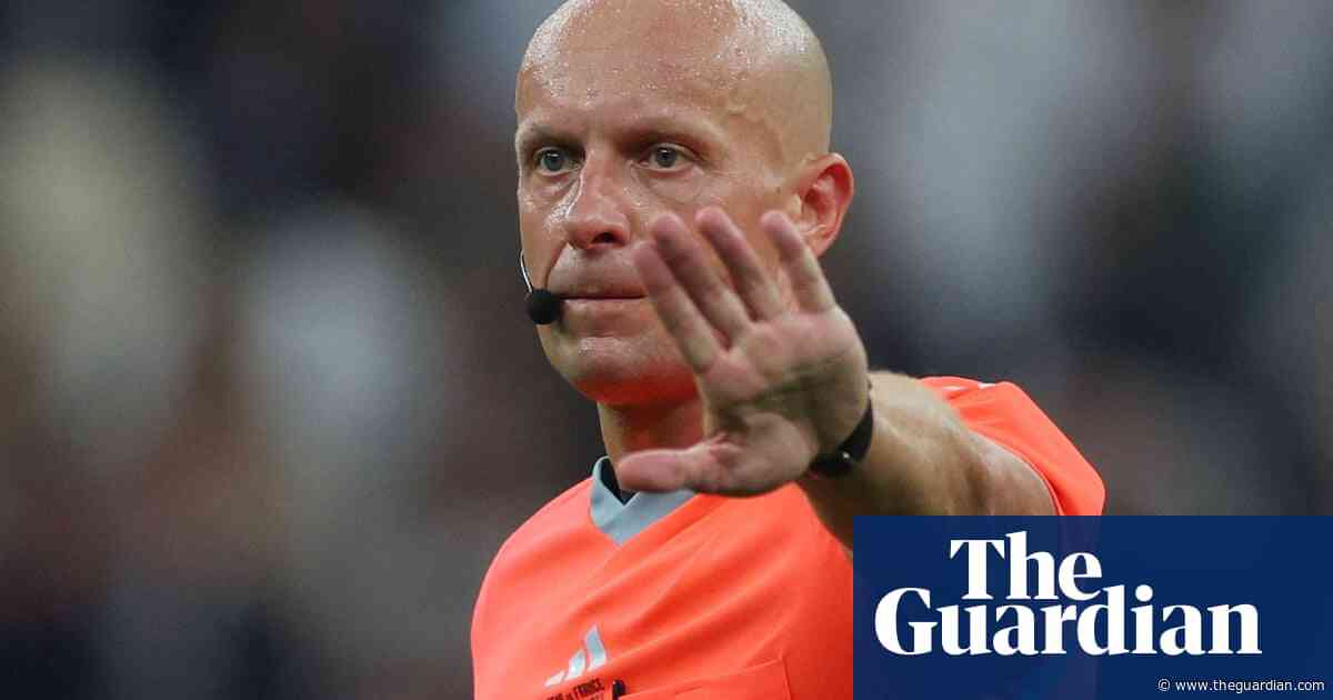 Referee stays on Champions League final after apology for attending far-right event