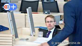 Haushaltssperre SH: Opposition knöpft sich Ministerpräsident Günther vor