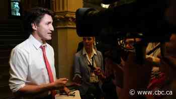 Trudeau continues to stand by David Johnston despite calls for him to step down