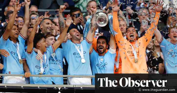 Manchester City hold off Manchester United to win FA Cup and strike Double