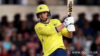 T20 Blast: Hampshire Hawks rout Sussex as Notts Outlaws hold off Birmingham Bears