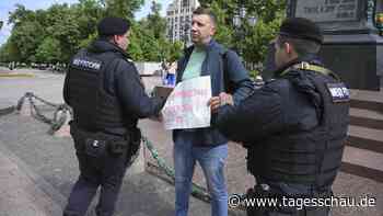Demonstranten fordern weltweit Nawalnys Freilassung