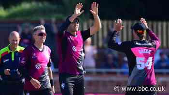 T20 Blast: Worcestershire Rapids suffer first loss but Somerset's perfect start continues