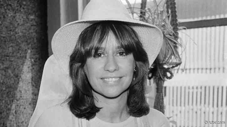 'The Girl from Ipanema' singer Astrud Gilberto dead at 83