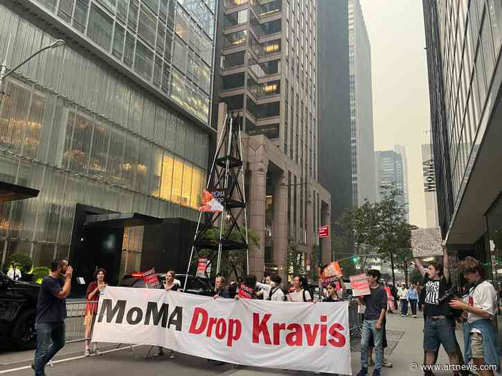Climate Protestors Assemble Outside MoMA Party, Calling on Museum to Drop Its Board Chair